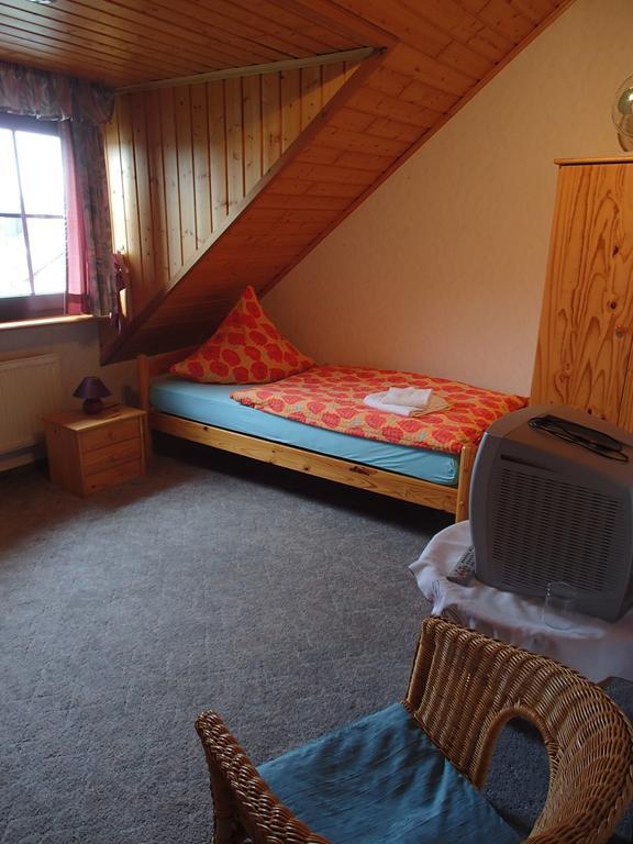 Ferienwohnung Meisenthal Naehe Nuerburgring Kelberg Room photo