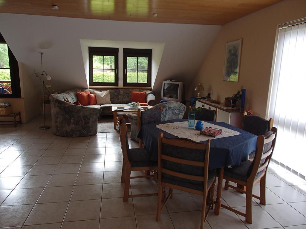 Ferienwohnung Meisenthal Naehe Nuerburgring Kelberg Room photo